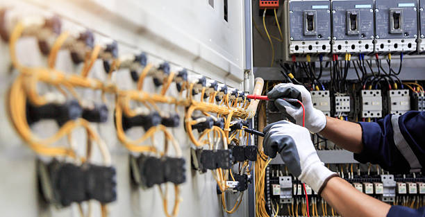 Professional Electrician technician working in Stevensville, MD